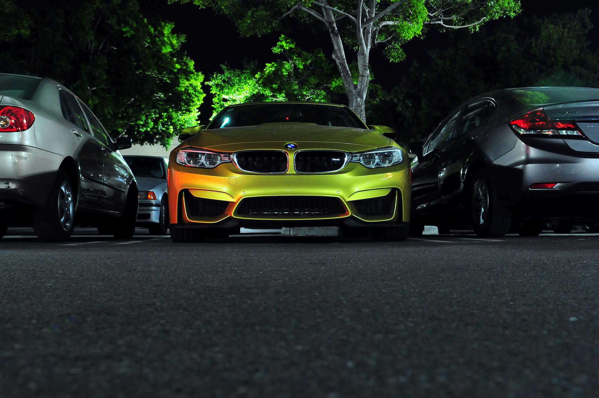 car-893224_1920